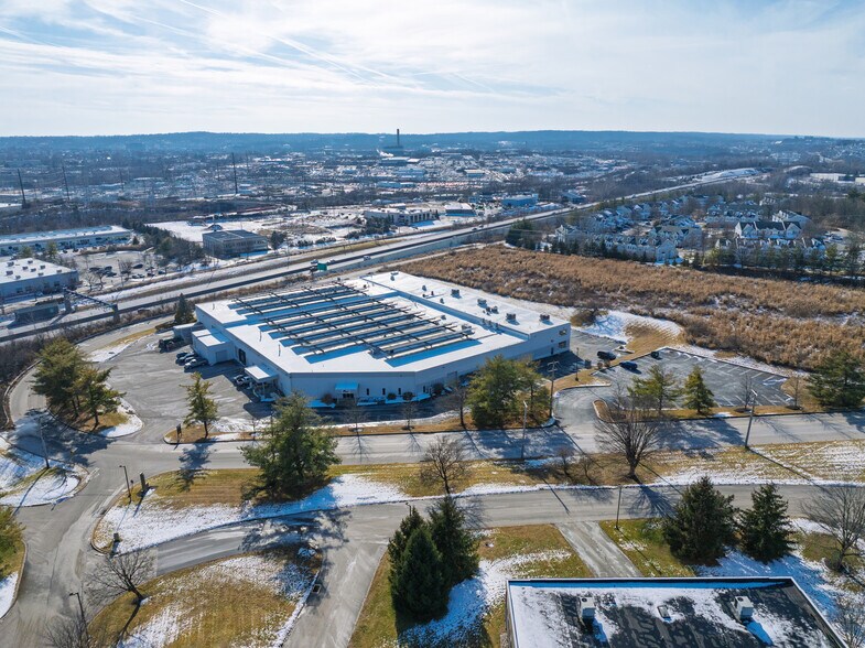 More Photos Of 1850 N Gravers Rd, Plymouth Meeting Distribution For Lease