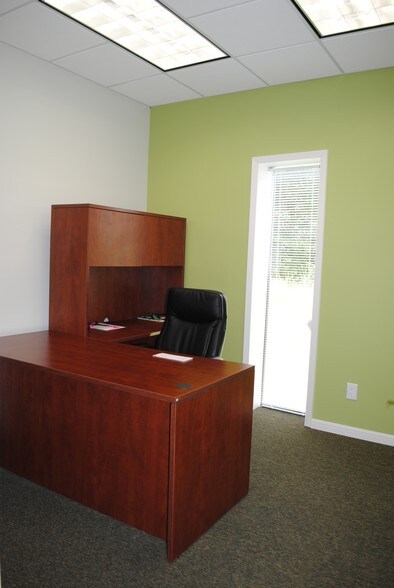 More Photos Of 108 Martin Ct, Trinity Office For Sale