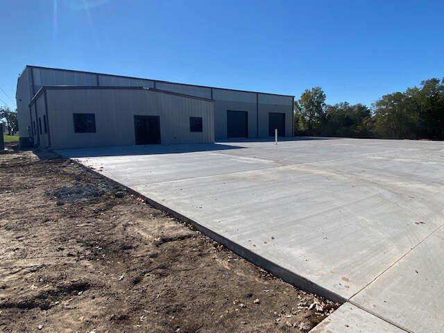 Primary Photo Of 5959 Matrix Dr, College Station Warehouse For Lease