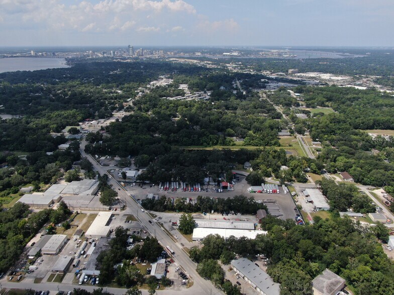 More Photos Of 4333 St Augustine Rd, Jacksonville Warehouse For Lease