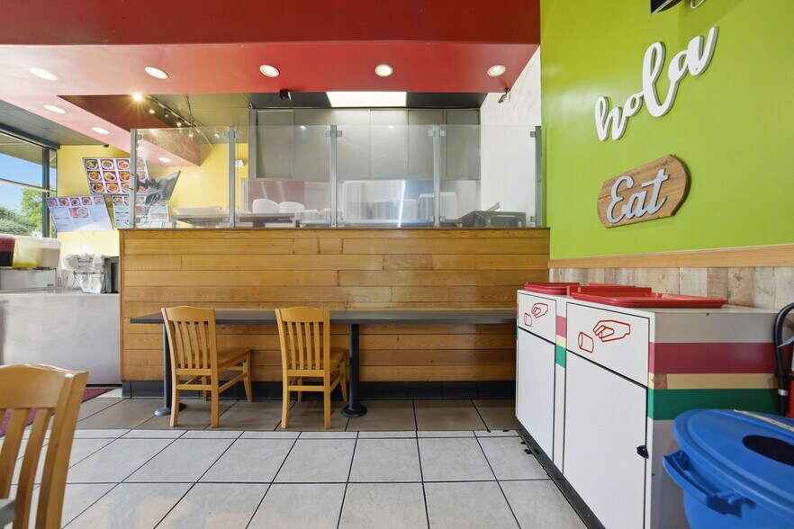 More Photos Of 410 N 11th Ave, Hanford General Retail For Sale