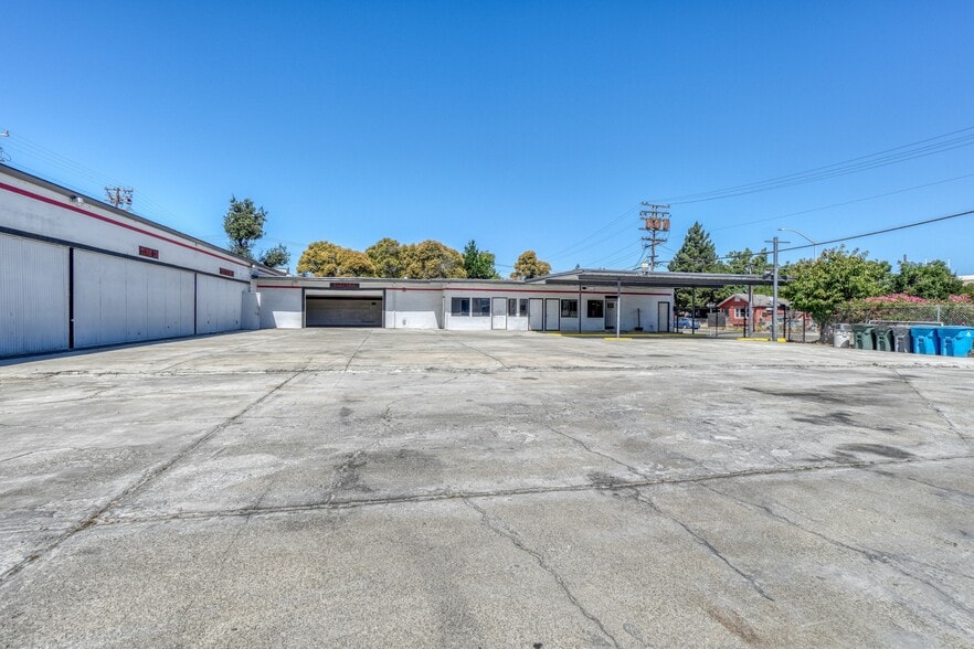 More Photos Of 1329 Virginia St, Vallejo Auto Repair For Sale