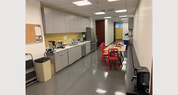 More Photos Of 725 S Figueroa St, Los Angeles Office For Lease