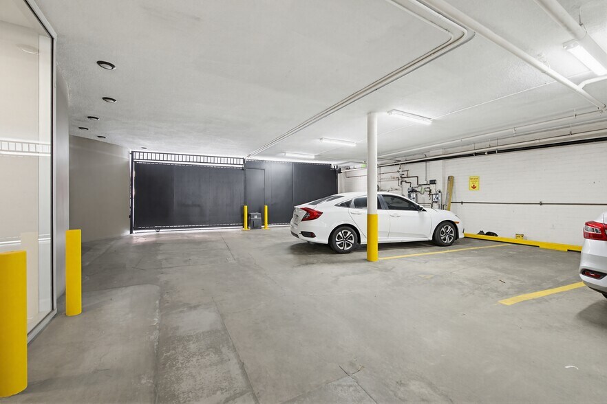 More Photos Of 4262 Wilshire Blvd, Los Angeles Office For Lease