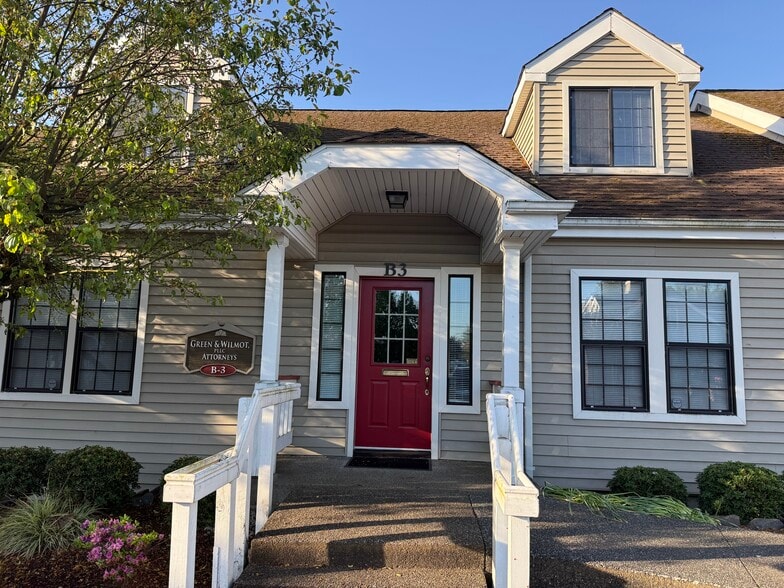 More Photos Of 1919 N Pearl St, Tacoma Office For Sale