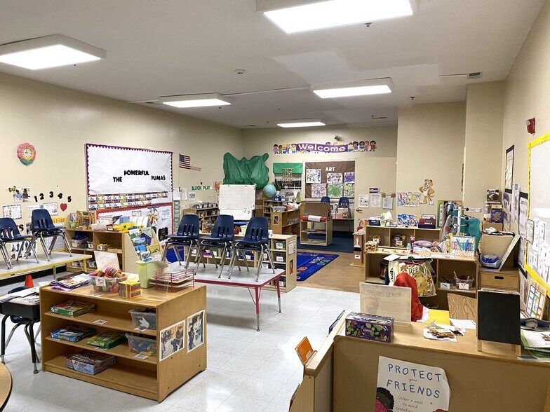 More Photos Of 4177 Rainbow Dr, Decatur Schools For Sale