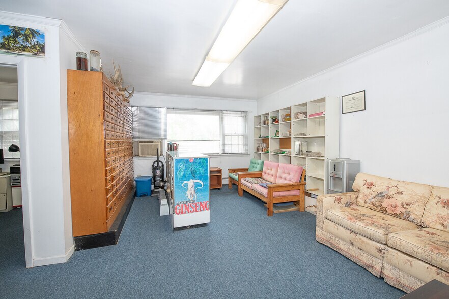More Photos Of 500-02 Cheltenham Ave, Philadelphia Office For Sale