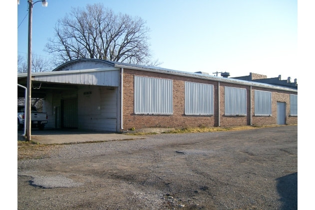 Primary Photo Of 730 E Walnut St, Lebanon Warehouse For Sale