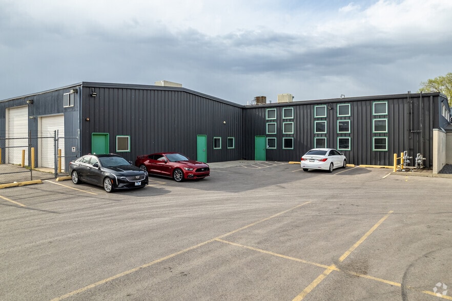 More Photos Of 720-758 S Redwood Rd, Salt Lake City Manufacturing For Lease