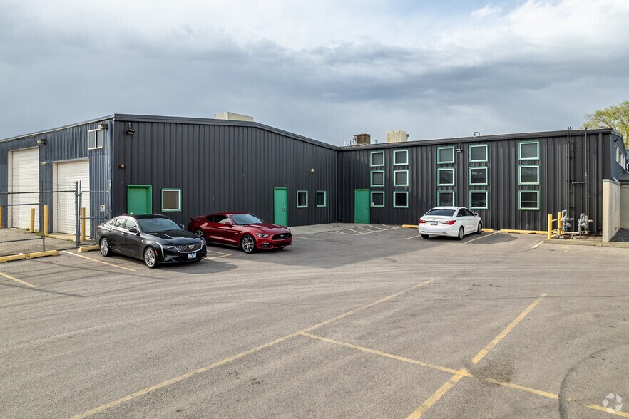 More Photos Of 720-758 S Redwood Rd, Salt Lake City Manufacturing For Lease