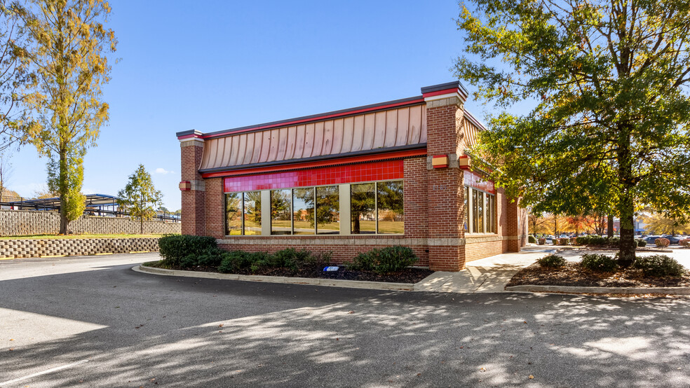 Primary Photo Of 2161 E Main St, Spartanburg Fast Food For Lease