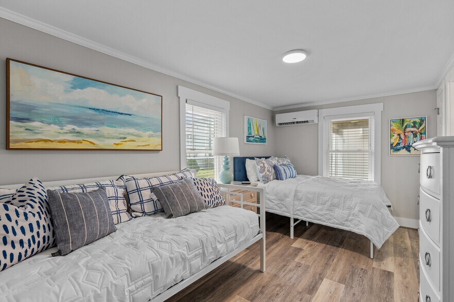 More Photos Of 119 W Bogue Blvd, Atlantic Beach Apartments For Sale