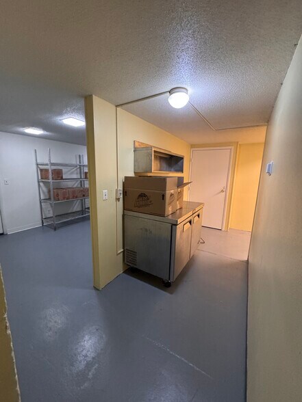 More Photos Of 118 S Lafayette St, Macomb Storefront Retail Residential For Sale