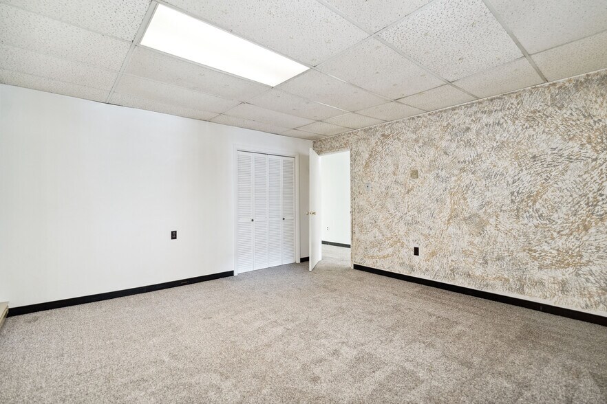 More Photos Of 314-316 W Main St, Monongahela Storefront Retail Office For Sale