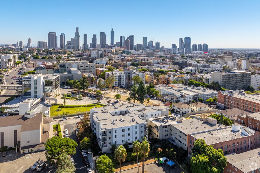 More Photos Of 401 S Grand View St, Los Angeles Apartments For Sale