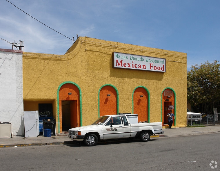 More Photos Of 1064 N Kingsley Dr, Los Angeles Restaurant For Sale