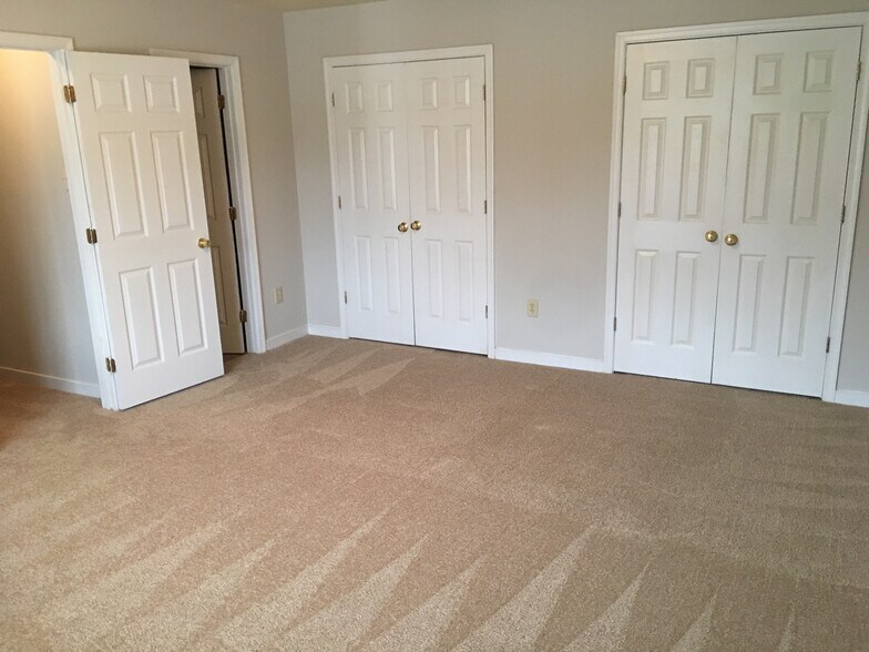 More Photos Of 5104 Highberry Woods Rd, Midlothian Multifamily For Sale