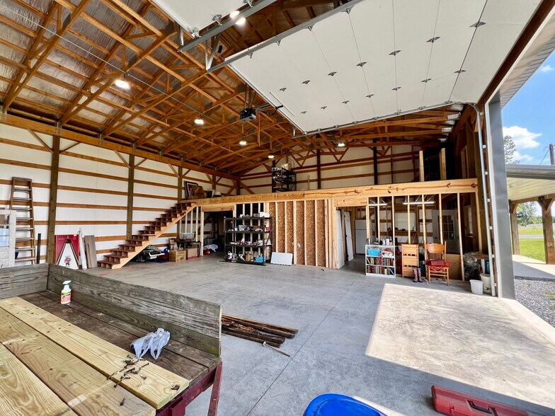 More Photos Of 510 Lillys Bridge Rd, Mount Gilead Flex For Sale