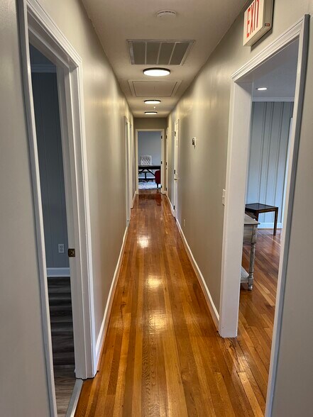 More Photos Of 122 Memorial Dr, Greer Loft Creative Space For Lease