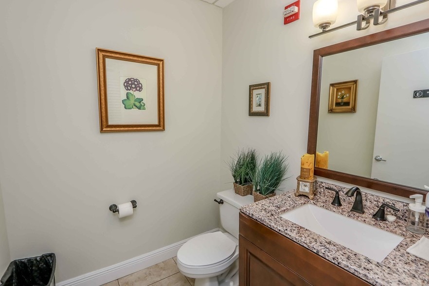 More Photos Of 7000 SW 97th Ave, Miami Office For Sale