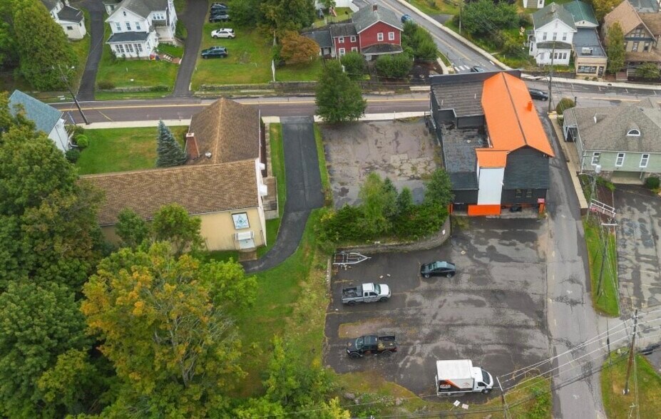 More Photos Of 44 Main St, Dallas Storefront Retail Residential For Sale