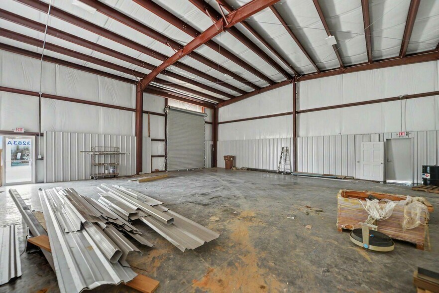 More Photos Of 3291 Warrior Dr, D'Iberville Light Distribution For Lease