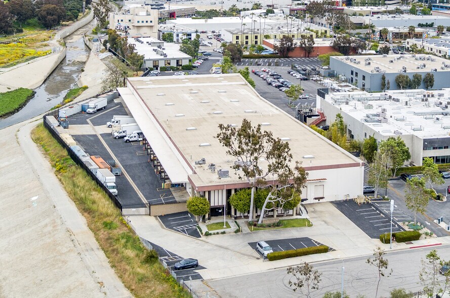 More Photos Of 5300 Alla Rd, Los Angeles Warehouse For Lease