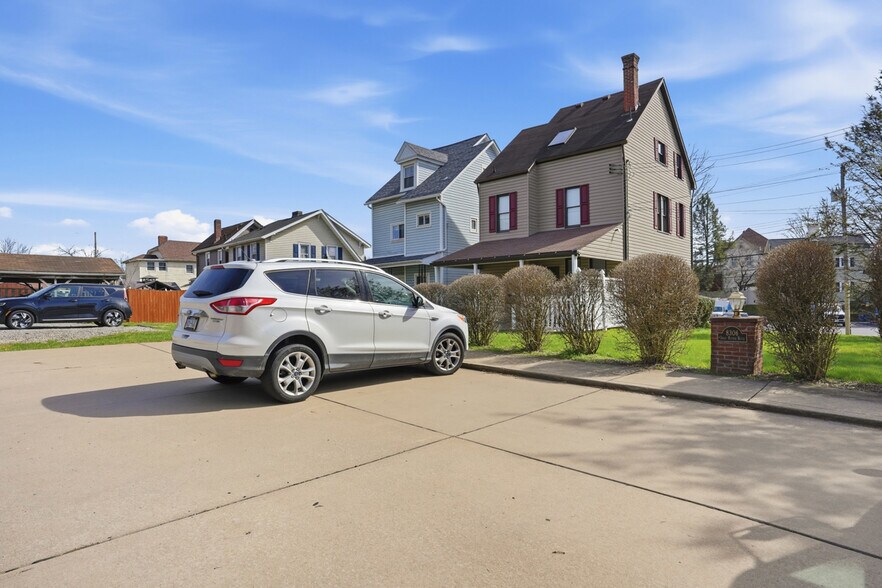 More Photos Of 8306 Ohio River Blvd, Pittsburgh Office For Sale