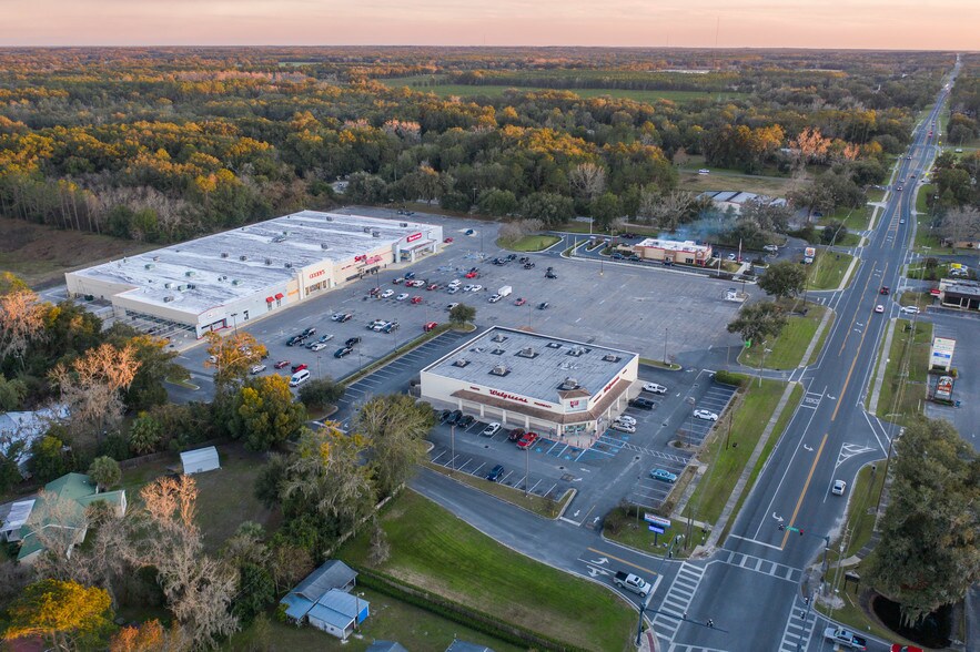 More Photos Of 1525 Ohio Ave S, Live Oak Freestanding For Lease