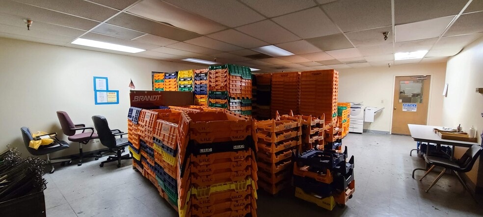 More Photos Of 1957 Claxter Rd NE, Salem Industrial For Lease