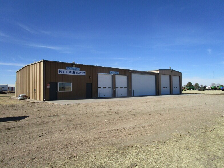 More Photos Of 2105 N Vfw Rd, Garden City Industrial For Lease