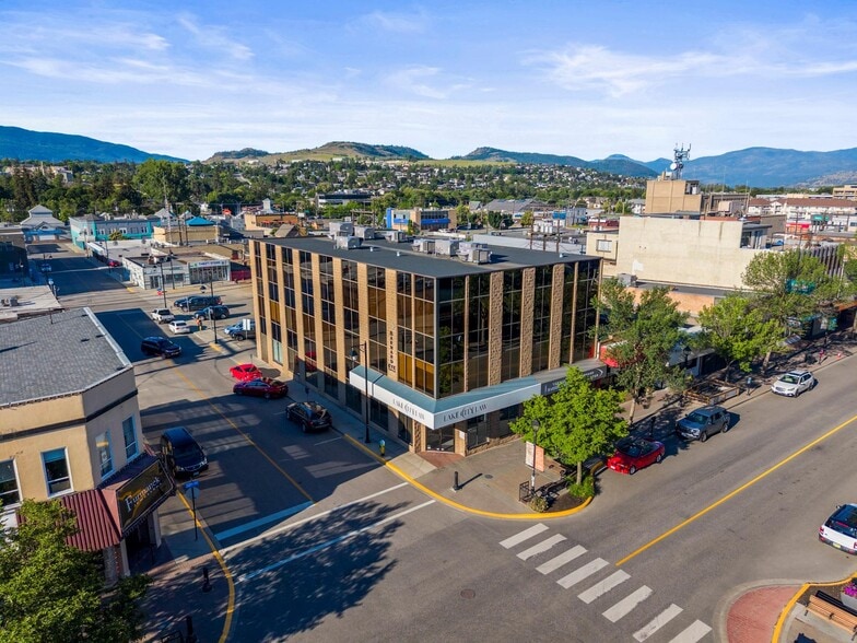 More Photos Of 3100 30 Av, Vernon Office For Sale