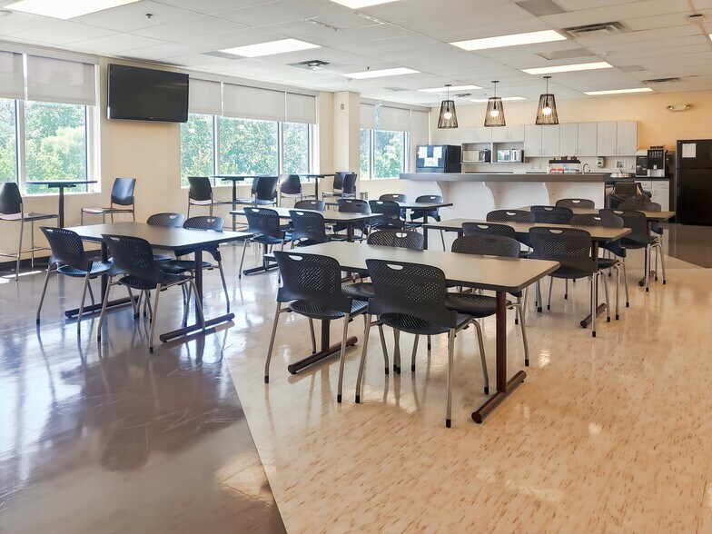 More Photos Of 4690 Millennium Dr, Belcamp Coworking Space