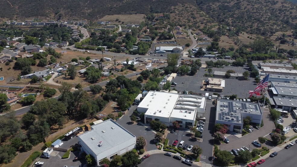 Primary Photo Of 9435 Bond Ave, El Cajon Warehouse For Lease