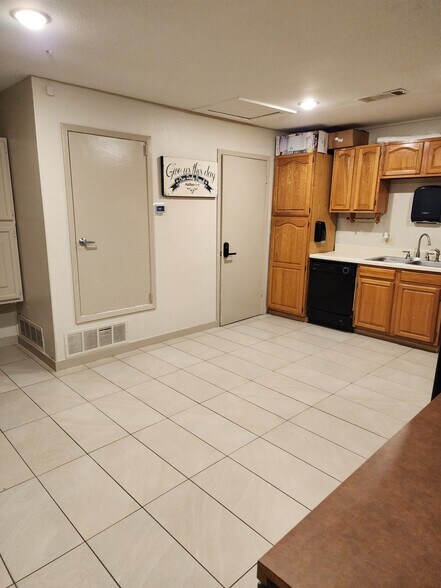 More Photos Of 1730 Gross Rd, Mesquite Religious Facility For Sale