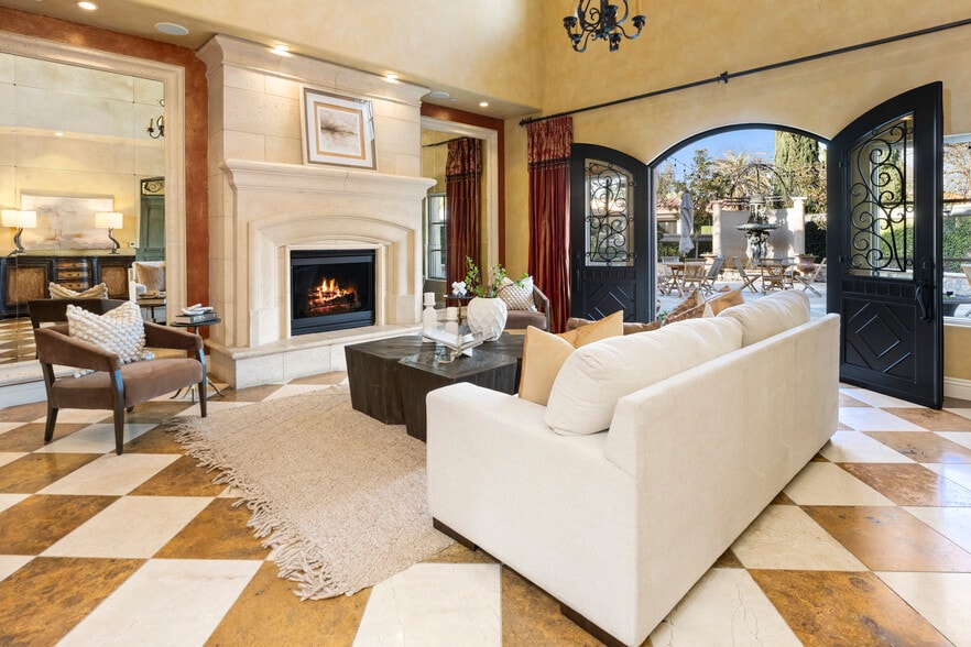 More Photos Of 1210 Arden Hills Ln, Sacramento Specialty For Sale