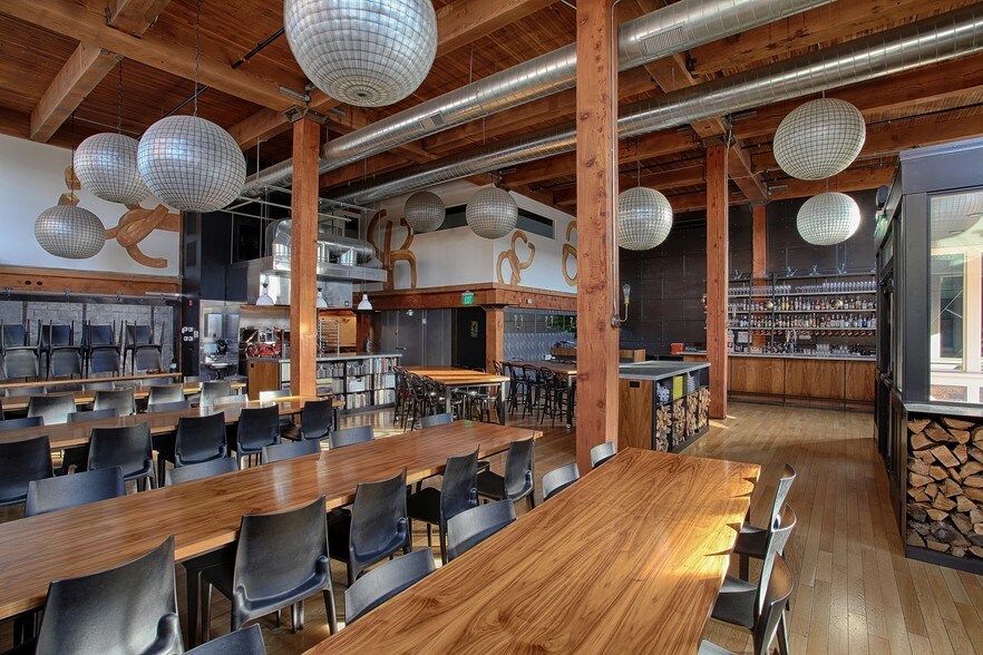 More Photos Of 105-117 SE Taylor St, Portland Office For Lease