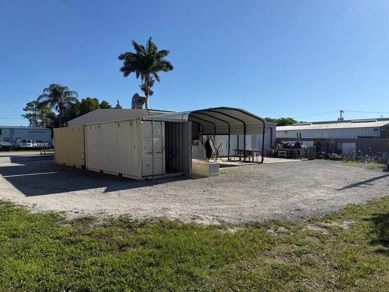 More Photos Of 2190 Corporation Blvd, Naples Service For Lease
