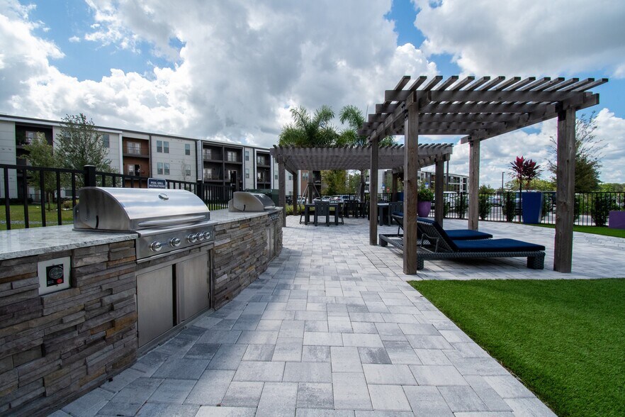 More Photos Of 234 E Mitchell Hammock Rd, Oviedo Apartments For Lease