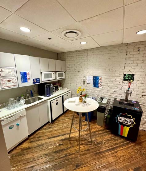 More Photos Of 316-318 E Main St, Charlottesville Office For Lease