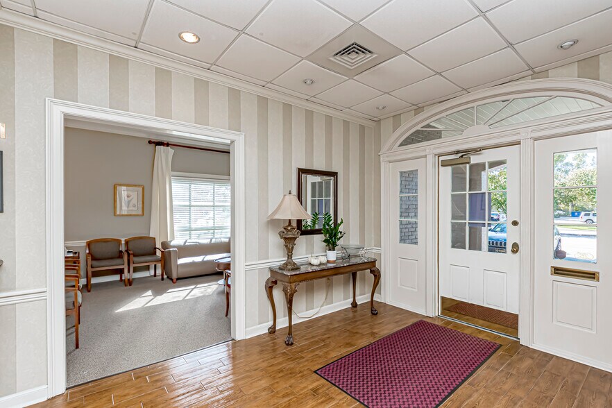 More Photos Of 8425 Cumberland Pl, Baton Rouge Medical For Lease