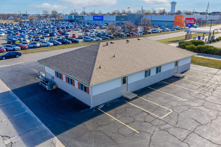 More Photos Of 804 Winchester Dr, Sedalia Medical For Sale