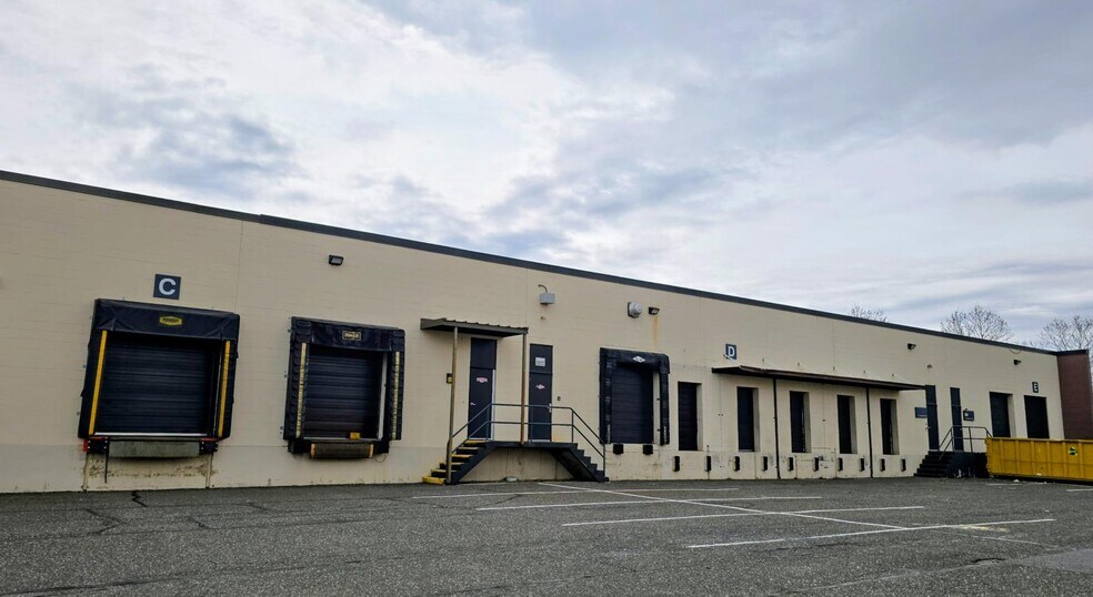 More Photos Of 103-109 Gibraltar Rd, Horsham Township Light Manufacturing For Lease