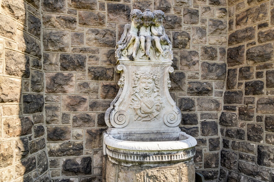 More Photos Of 500 Mattison Ave, Ambler Specialty For Sale