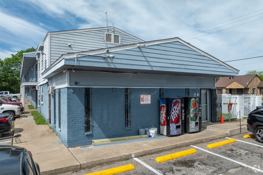 More Photos Of 3410 Fordham Rd, Dallas Apartments For Sale