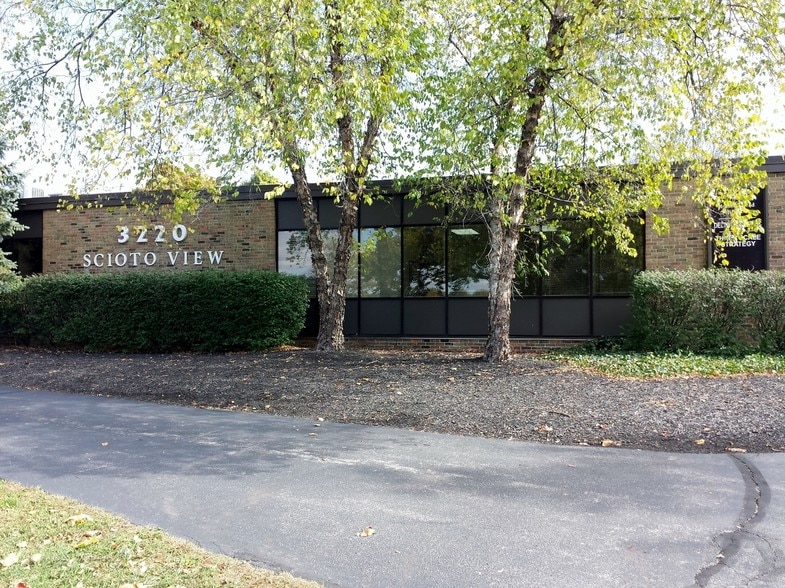 Primary Photo Of 3220 Riverside Dr, Columbus Medical For Lease
