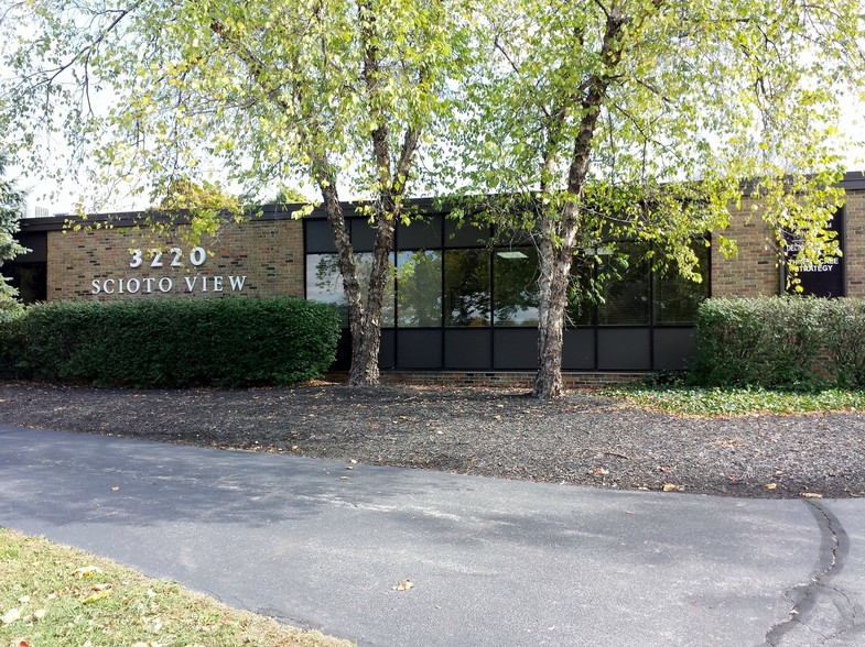 Primary Photo Of 3220 Riverside Dr, Columbus Medical For Lease