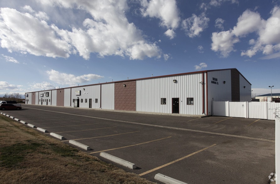 Primary Photo Of 10500 Havana Ct, Brighton Warehouse For Lease