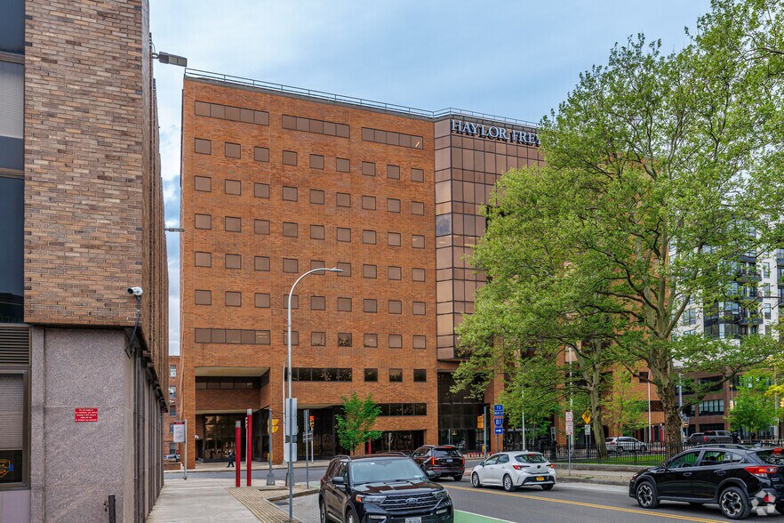 More Photos Of 300 S State St, Syracuse Office For Sale