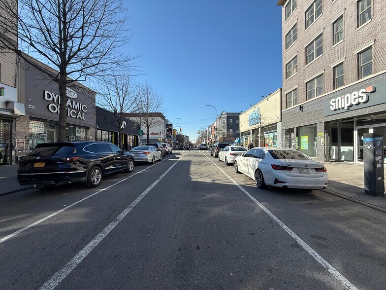 More Photos Of 435 Knickerbocker Ave, Brooklyn Storefront Retail Residential For Lease